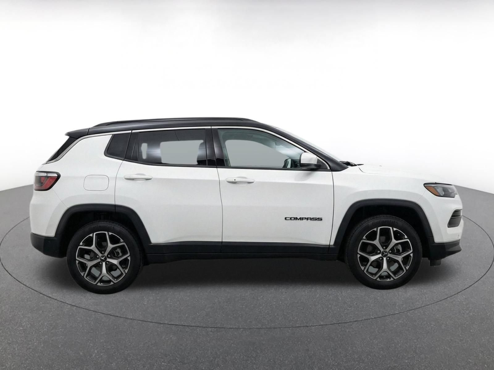 Thumbnail: 2025 Jeep Compass - 10