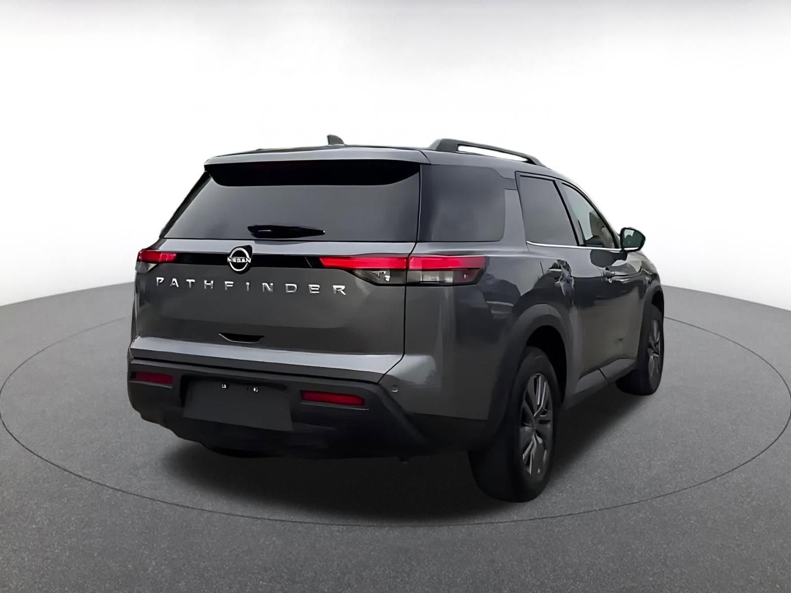 Thumbnail: 2025 Nissan Pathfinder - 14