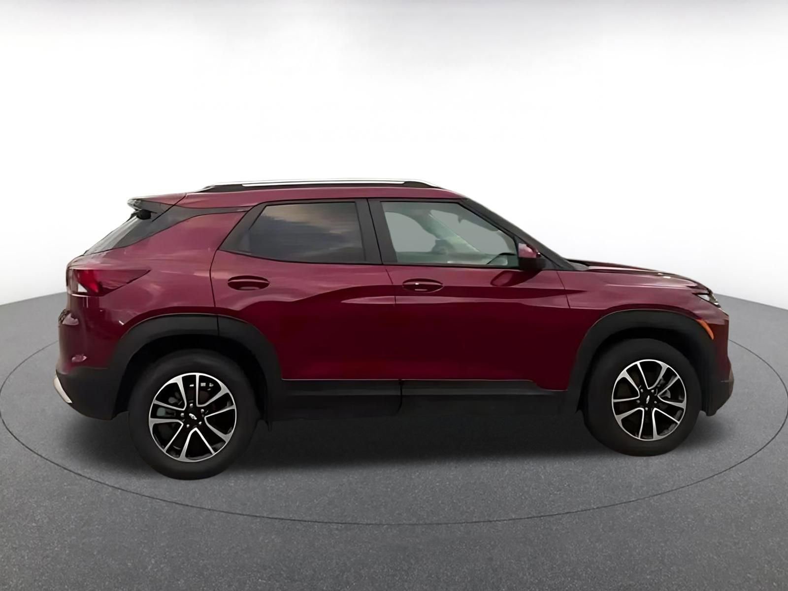 Thumbnail: 2025 Chevrolet TrailBlazer - 15