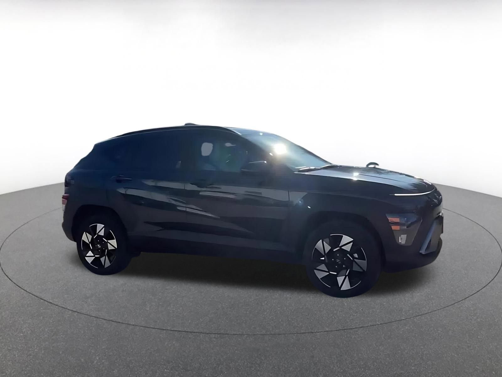 Thumbnail: 2025 Hyundai Kona - 3