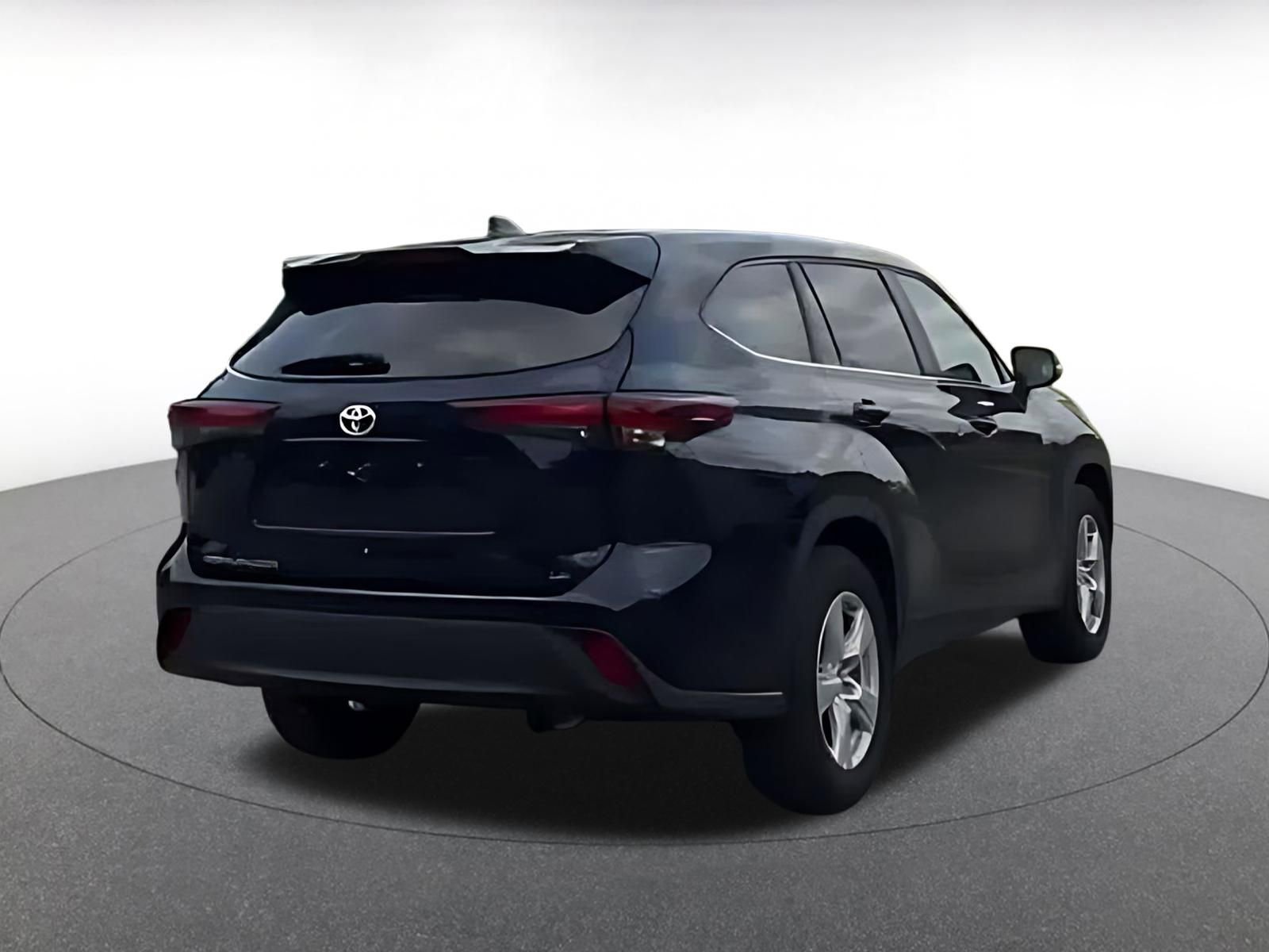 Thumbnail: 2025 Toyota Highlander - 9
