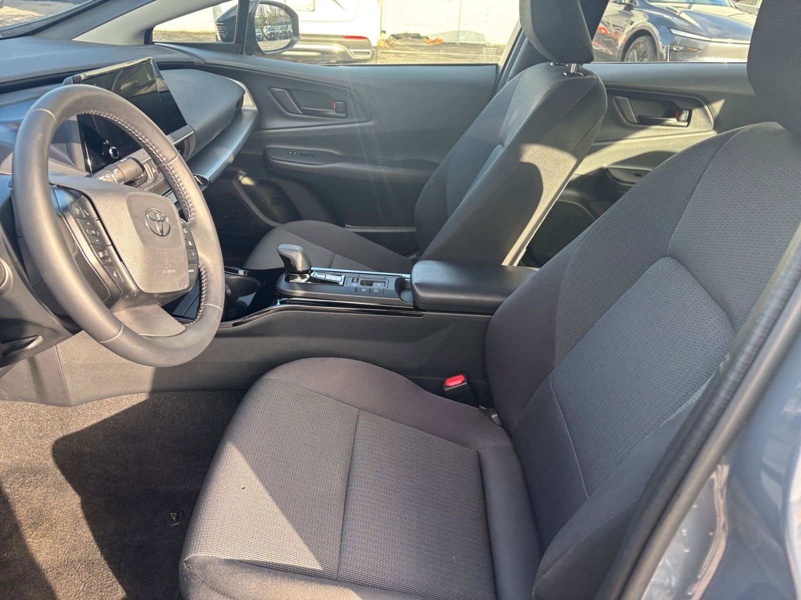 Thumbnail: 2025 Toyota Prius - 24