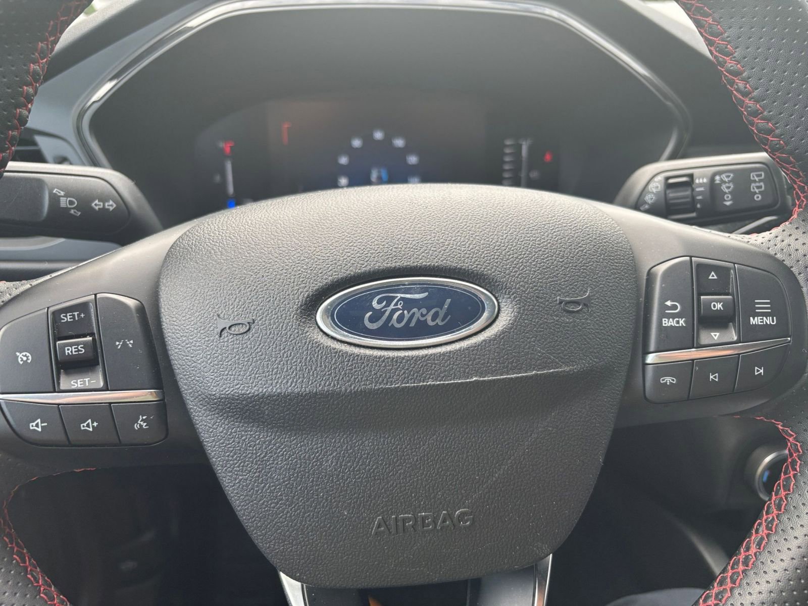 Thumbnail: 2024 Ford Escape - 26