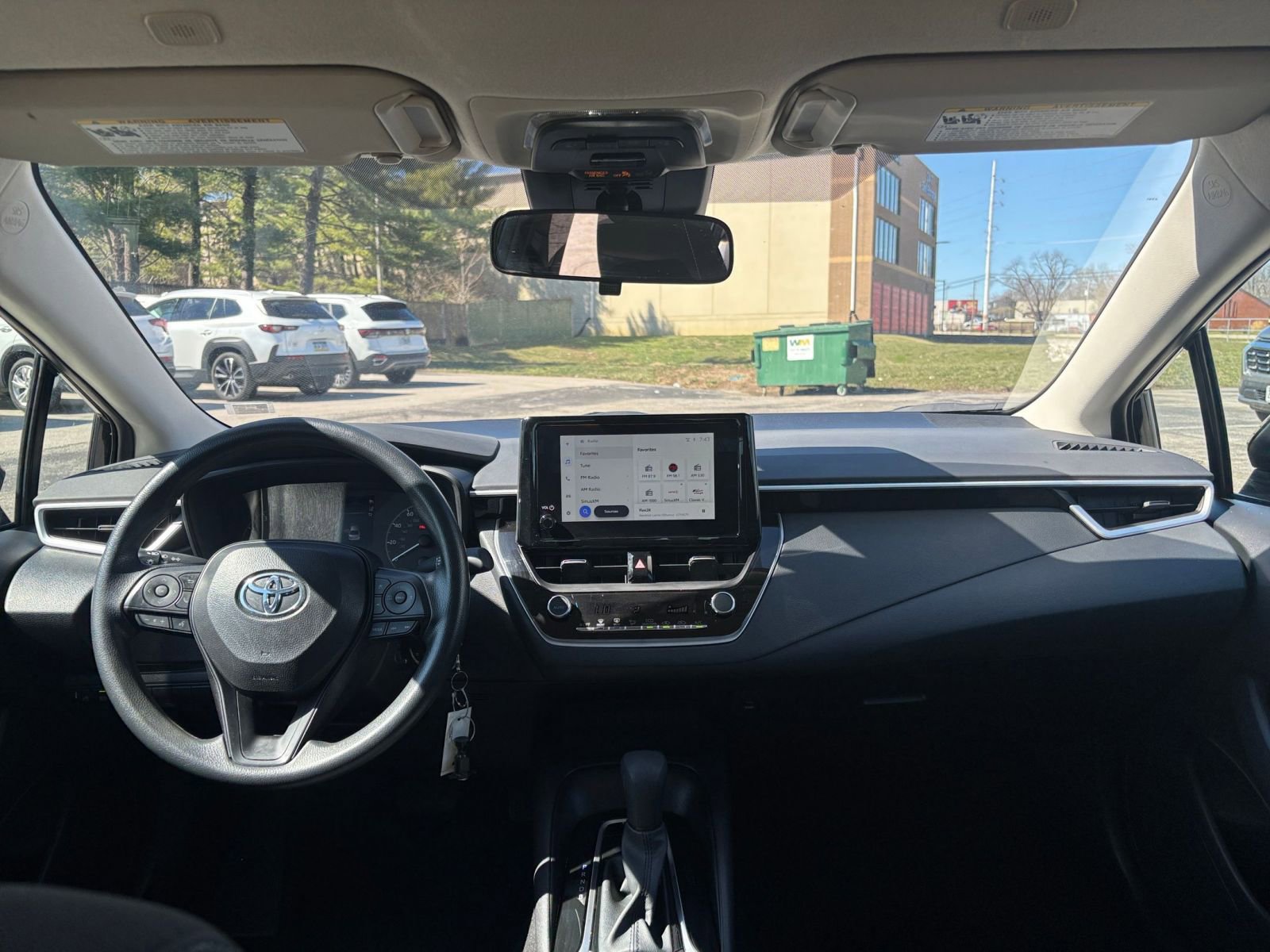 Thumbnail: 2025 Toyota Corolla - 31