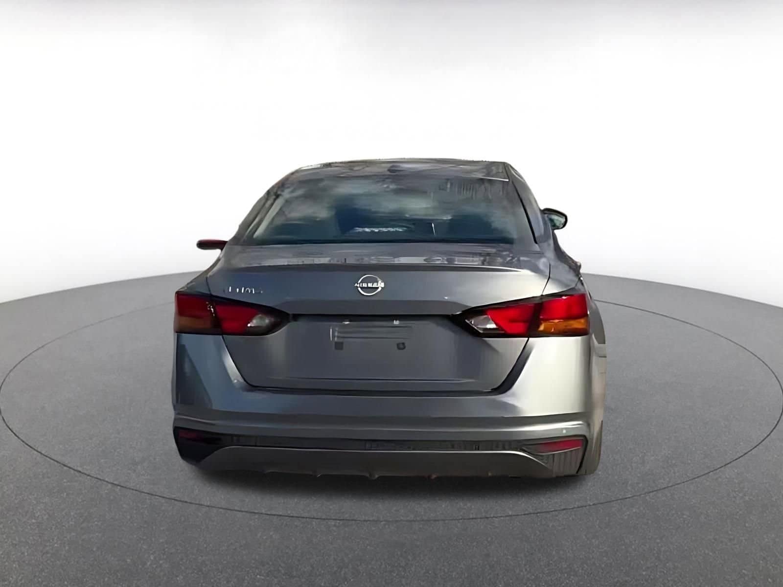 Thumbnail: 2025 Nissan Altima - 12