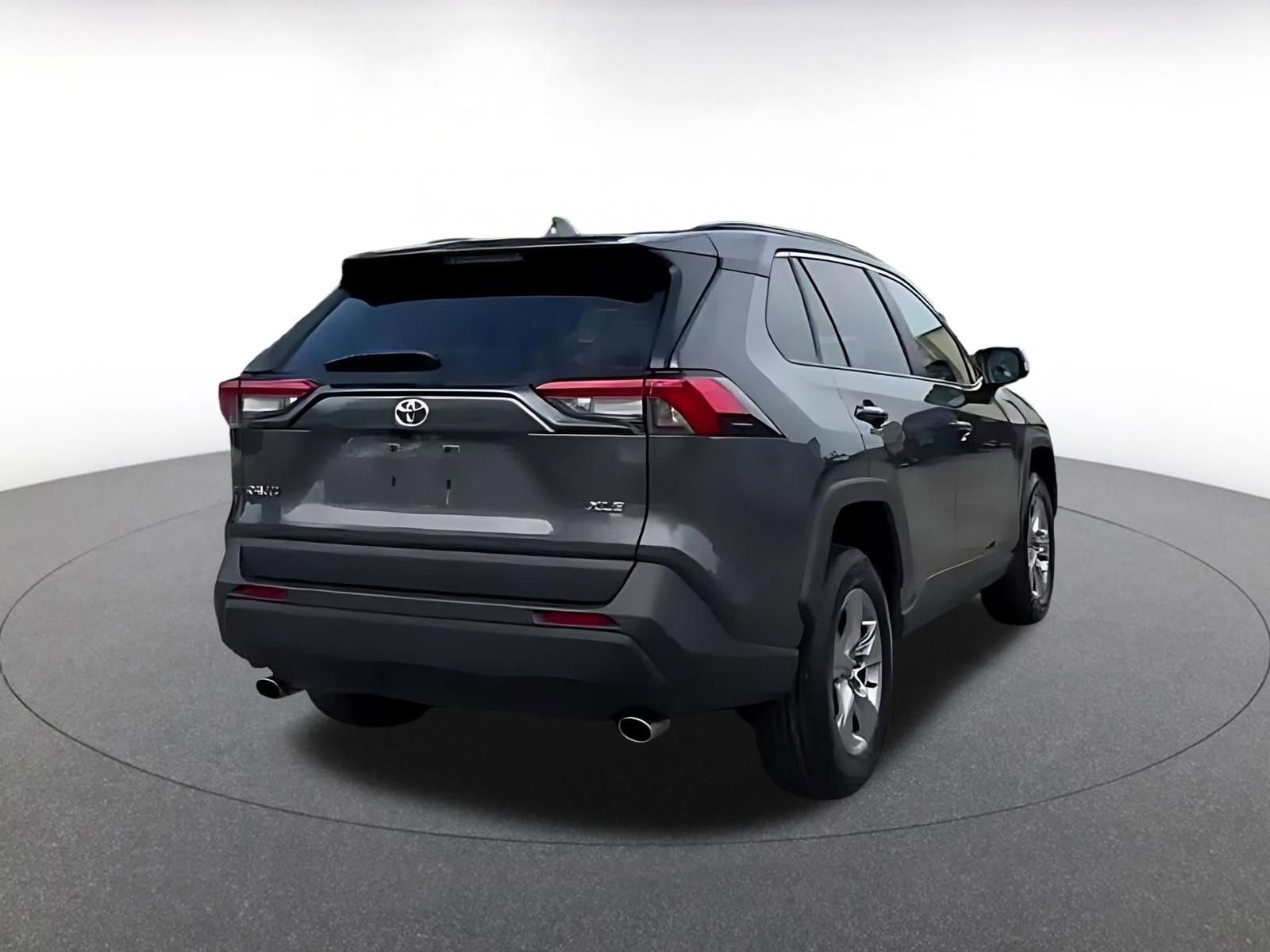 Thumbnail: 2025 Toyota RAV4 - 15