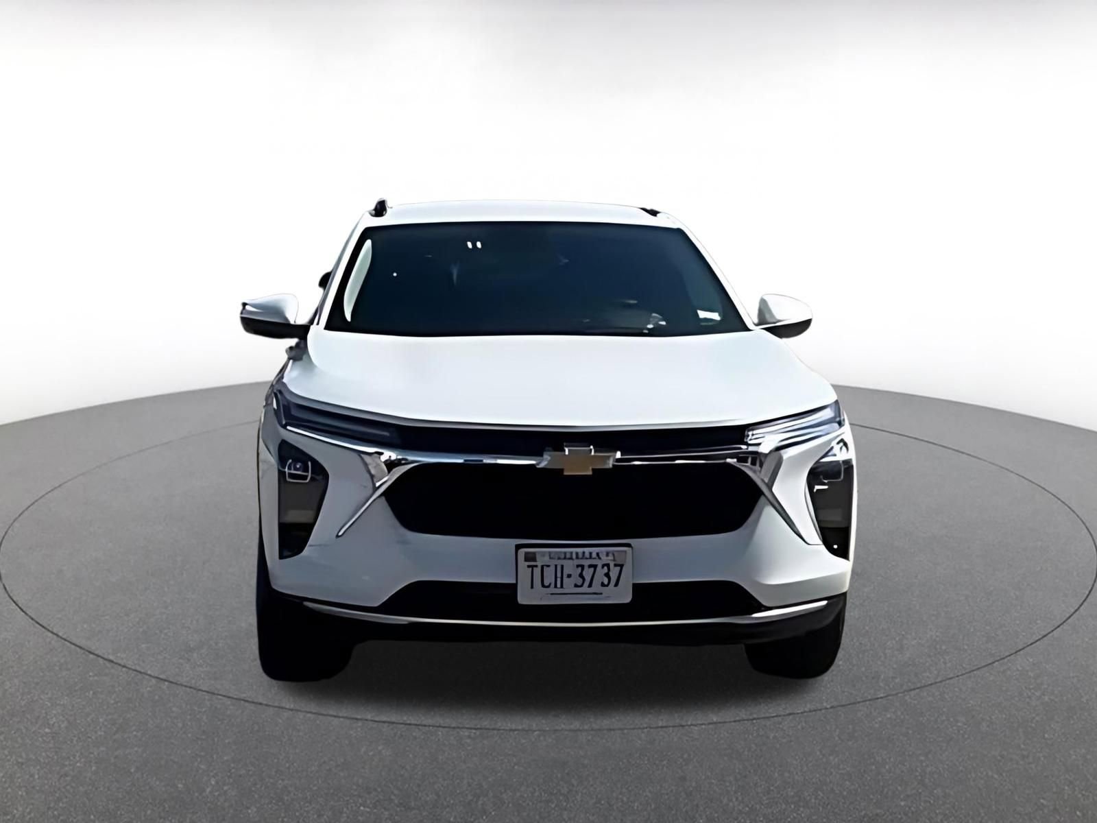 Thumbnail: 2025 Chevrolet Trax - 3