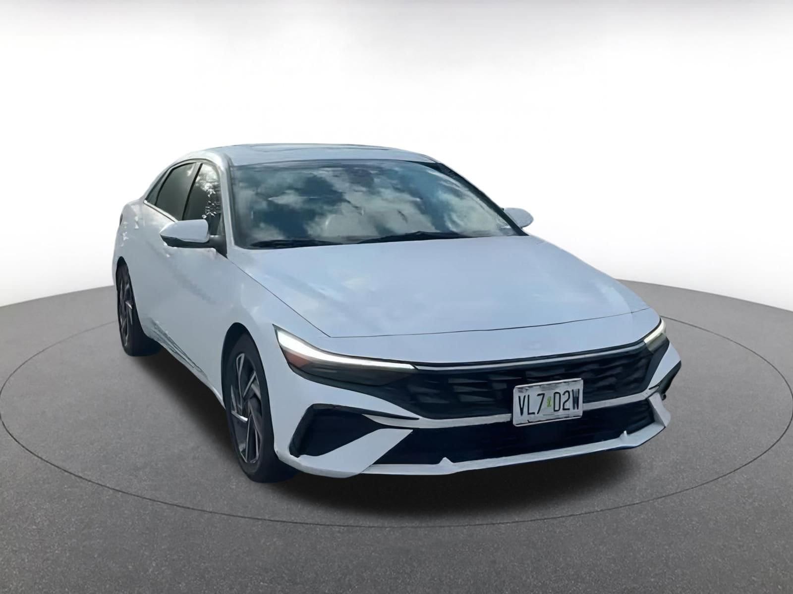 Thumbnail: 2025 Hyundai Elantra - 3