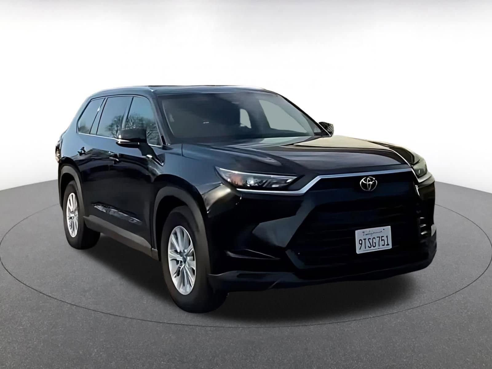 Thumbnail: 2025 Toyota Grand Highlander - 2