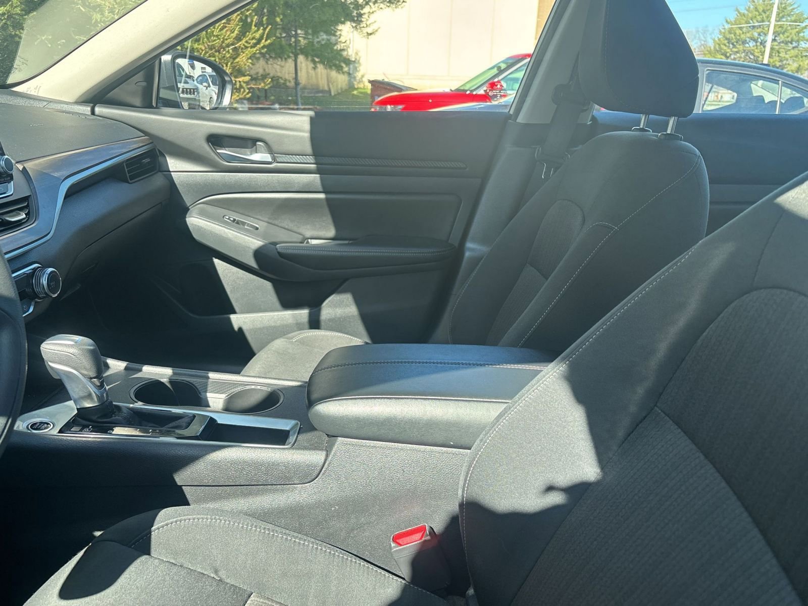 Thumbnail: 2025 Nissan Altima - 9