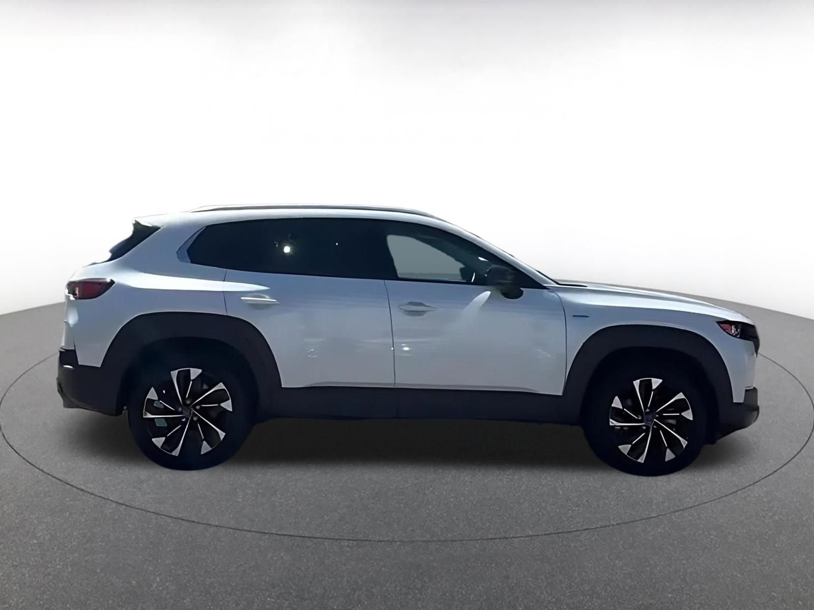 Thumbnail: 2025 Mazda CX-50 - 10