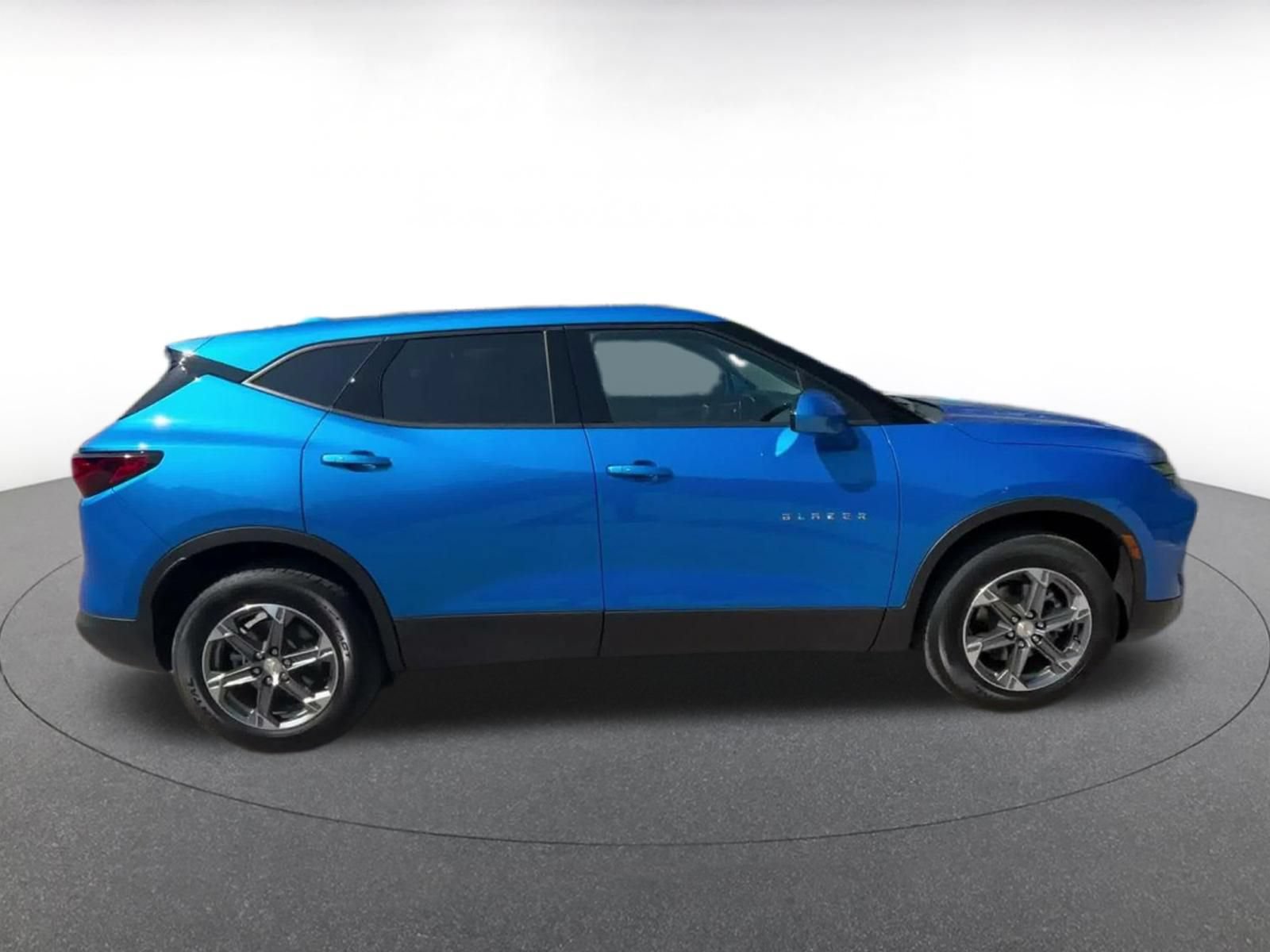 Thumbnail: 2026 Chevrolet Blazer - 13