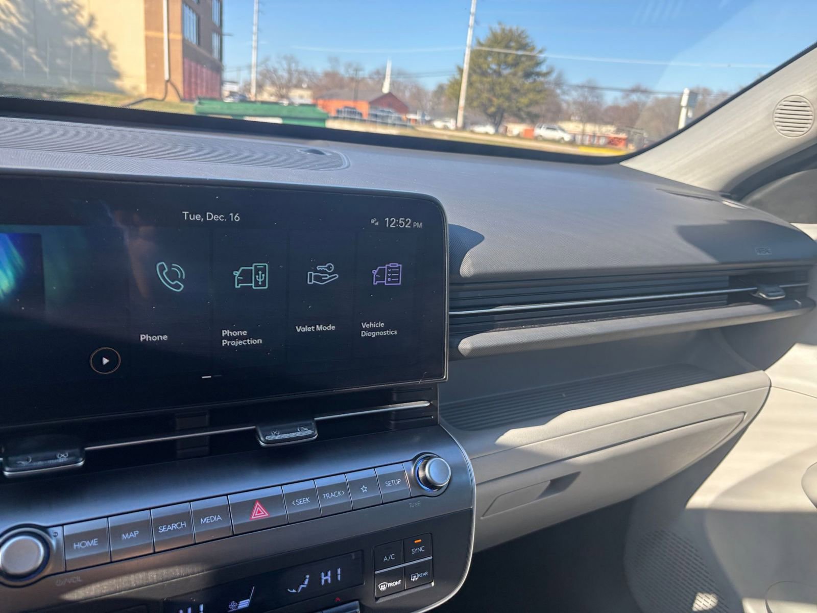 Thumbnail: 2025 Hyundai Kona - 33