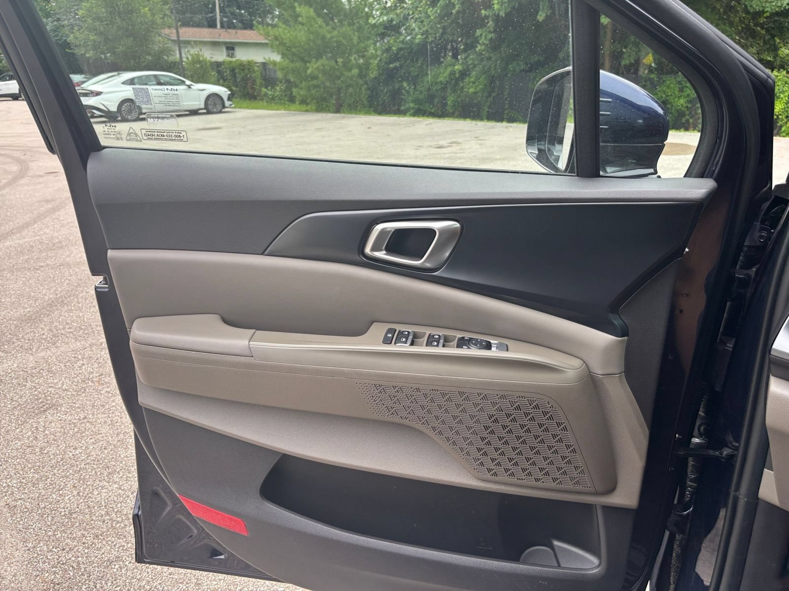 Thumbnail: 2026 Kia Carnival - 18
