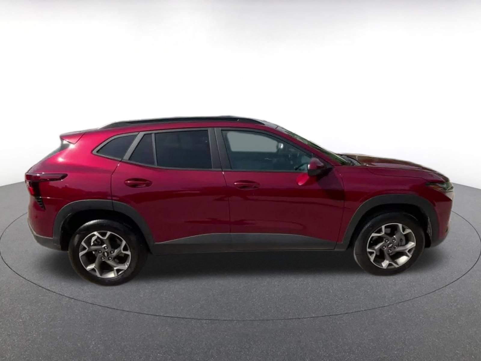 Thumbnail: 2025 Chevrolet Trax - 15