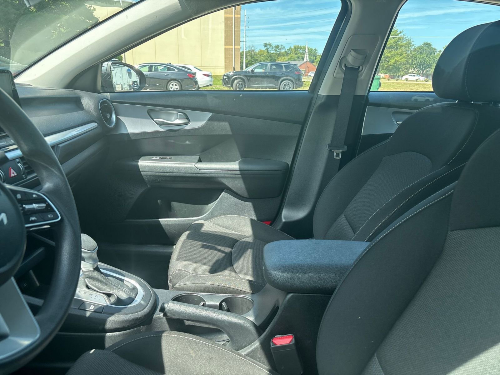 Thumbnail: 2024 Kia Forte - 10
