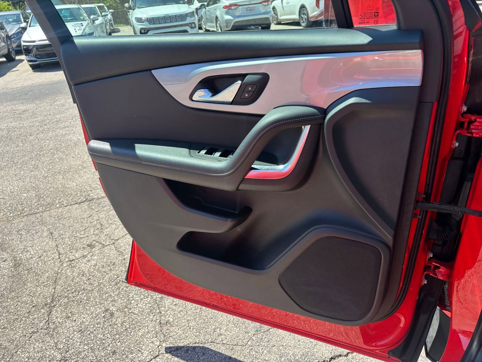 Thumbnail: 2025 Chevrolet Blazer - 18