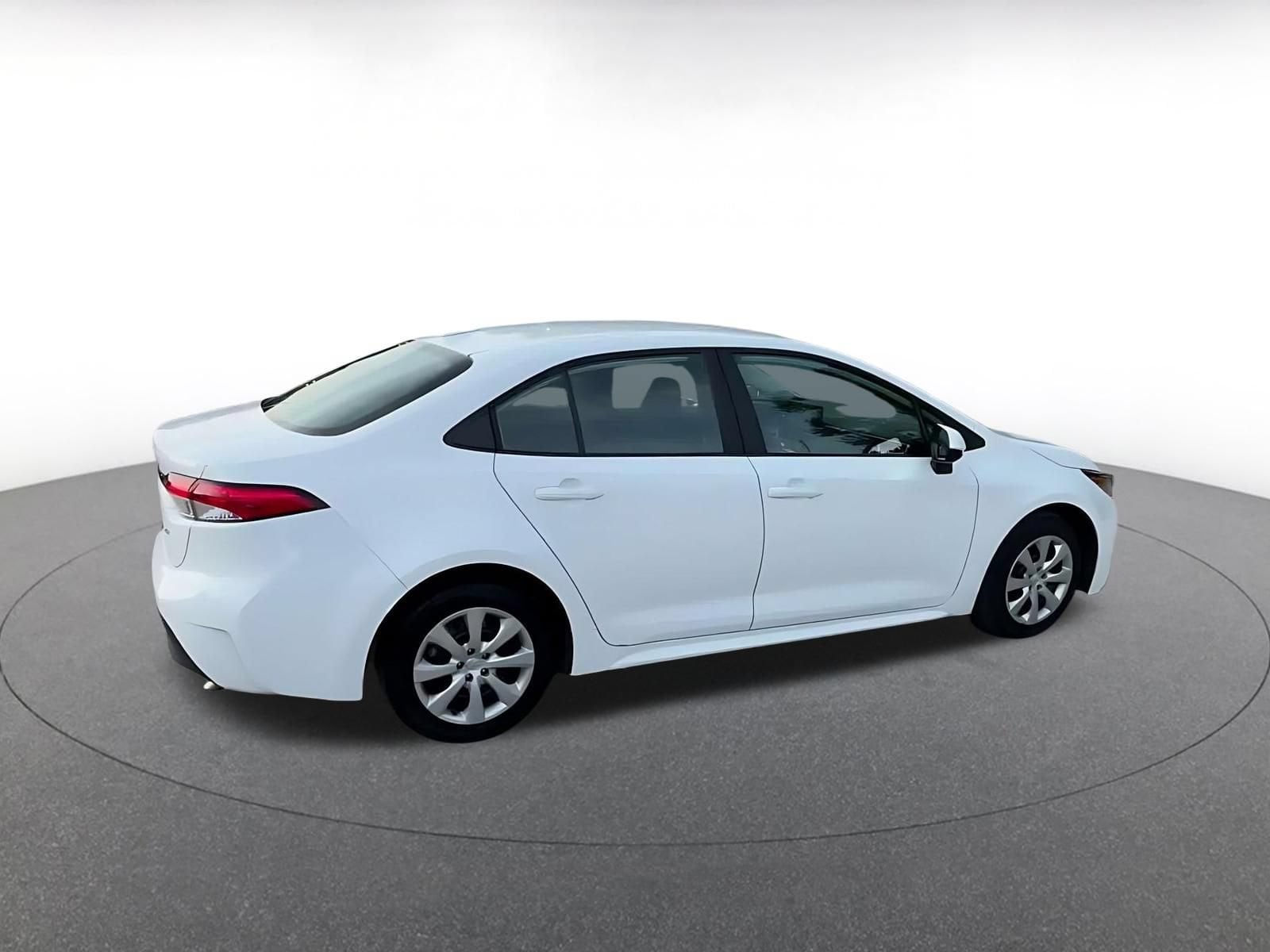 Thumbnail: 2025 Toyota Corolla - 14