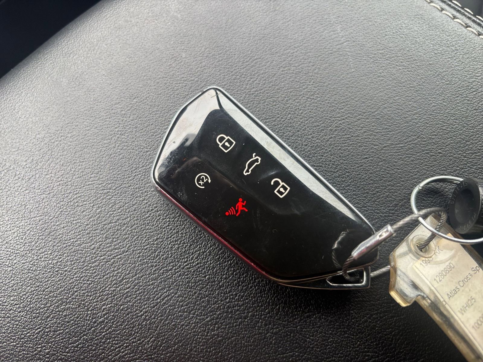 Thumbnail: 2025 Volkswagen Atlas - 22