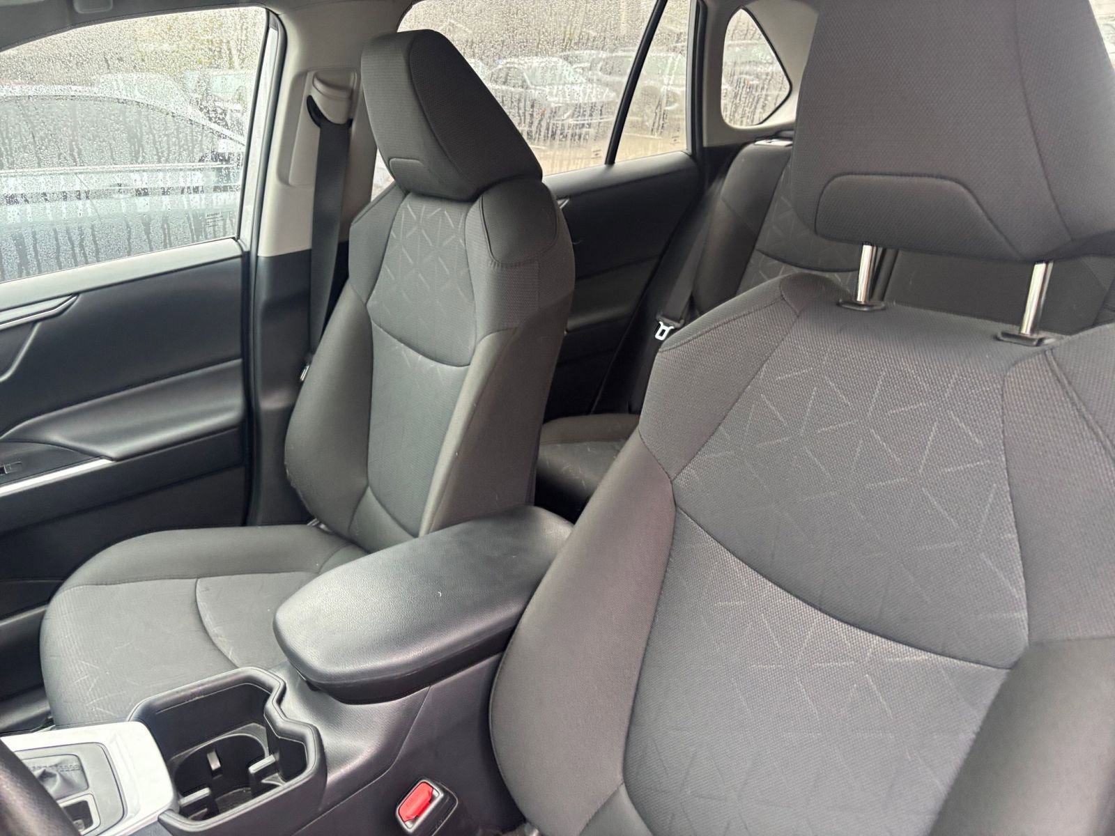 Thumbnail: 2025 Toyota RAV4 - 34