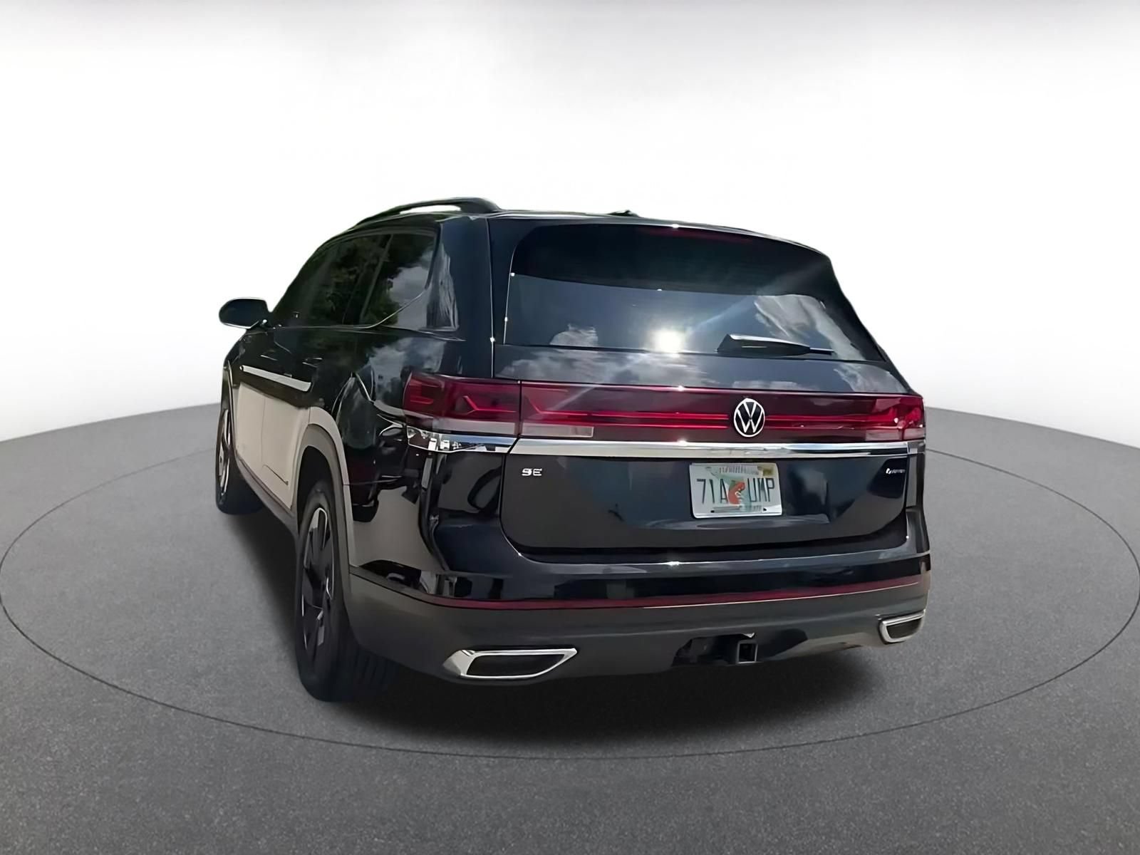 Thumbnail: 2026 Volkswagen Atlas - 13