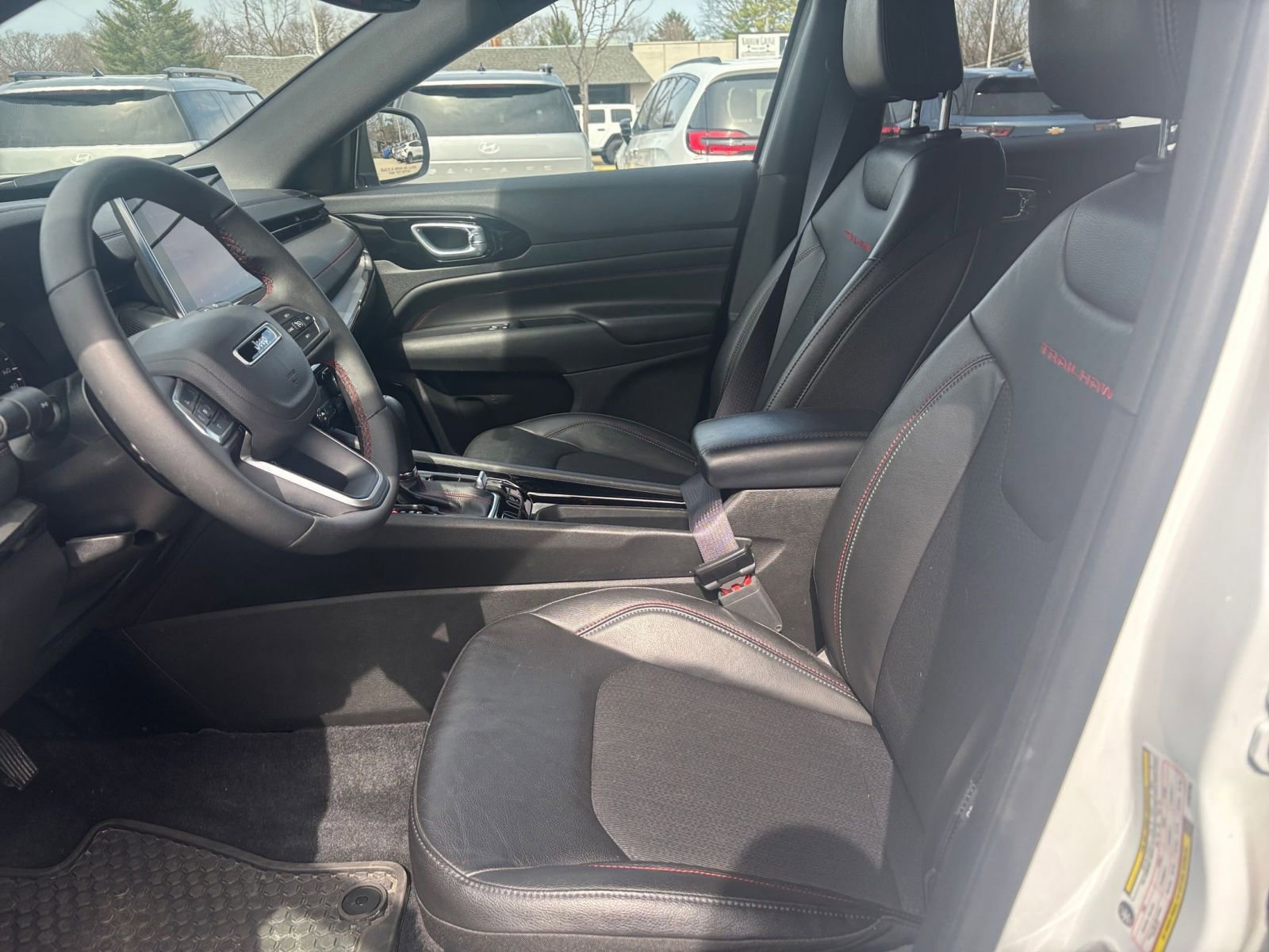 Thumbnail: 2025 Jeep Compass - 24