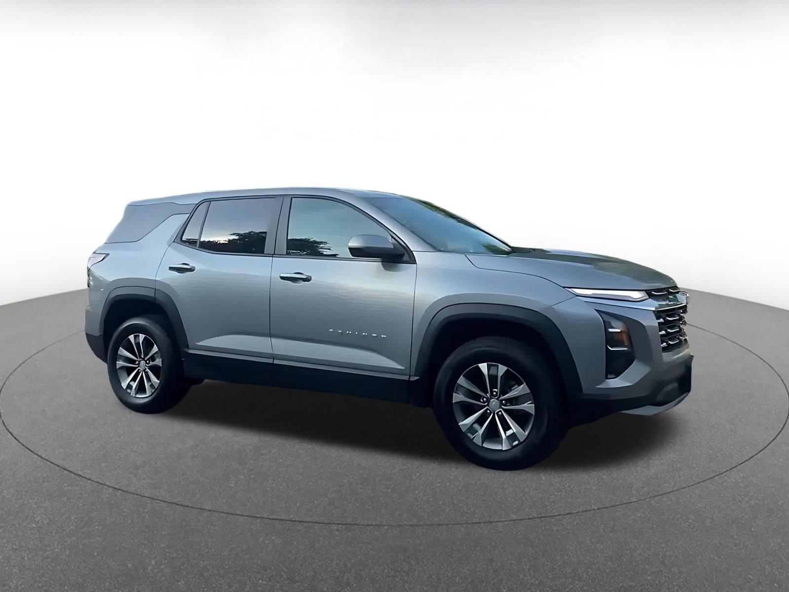 Thumbnail: 2025 Chevrolet Equinox - 2