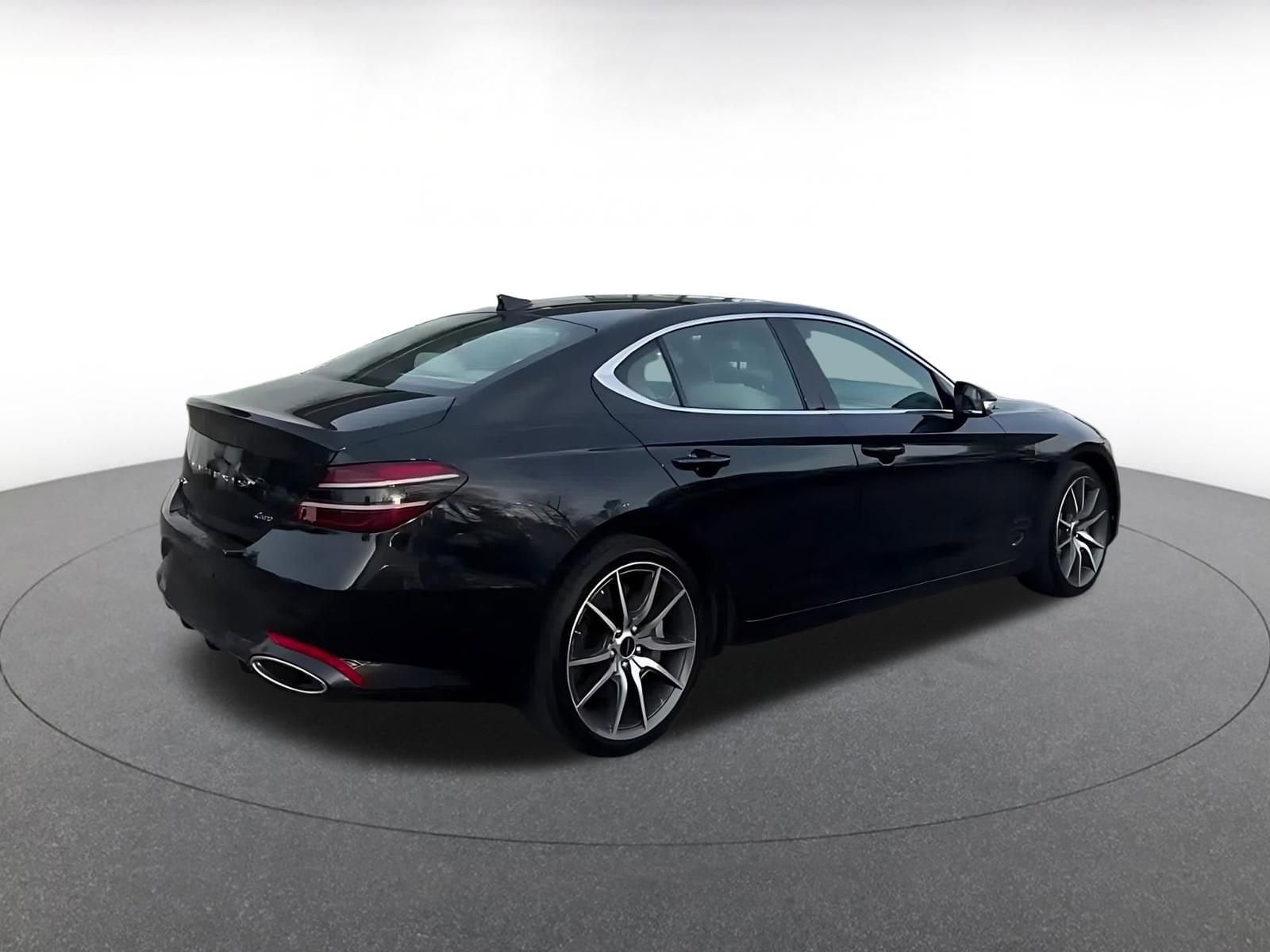 Thumbnail: 2025 Genesis G70 - 11