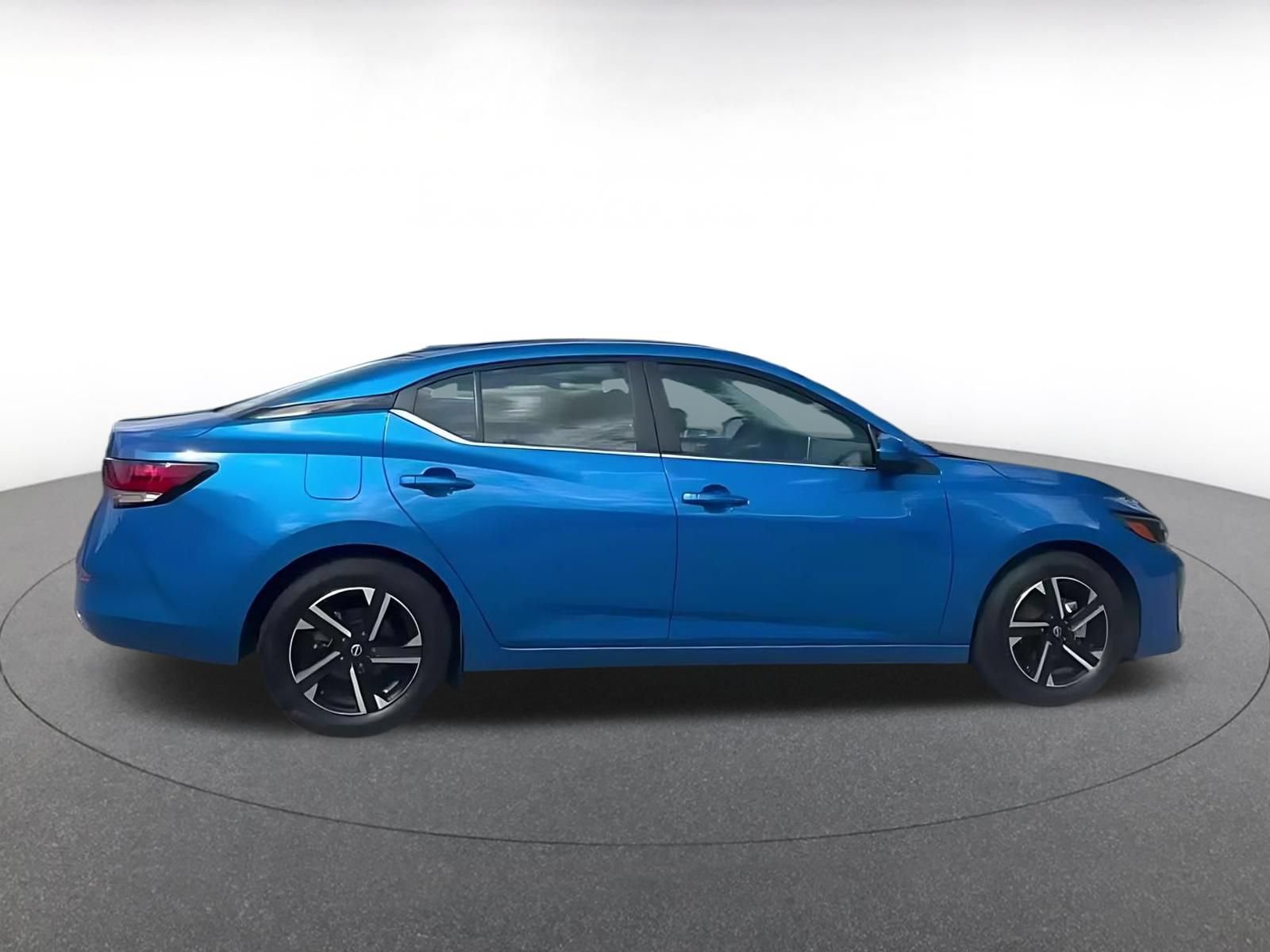 Thumbnail: 2025 Nissan Sentra - 14