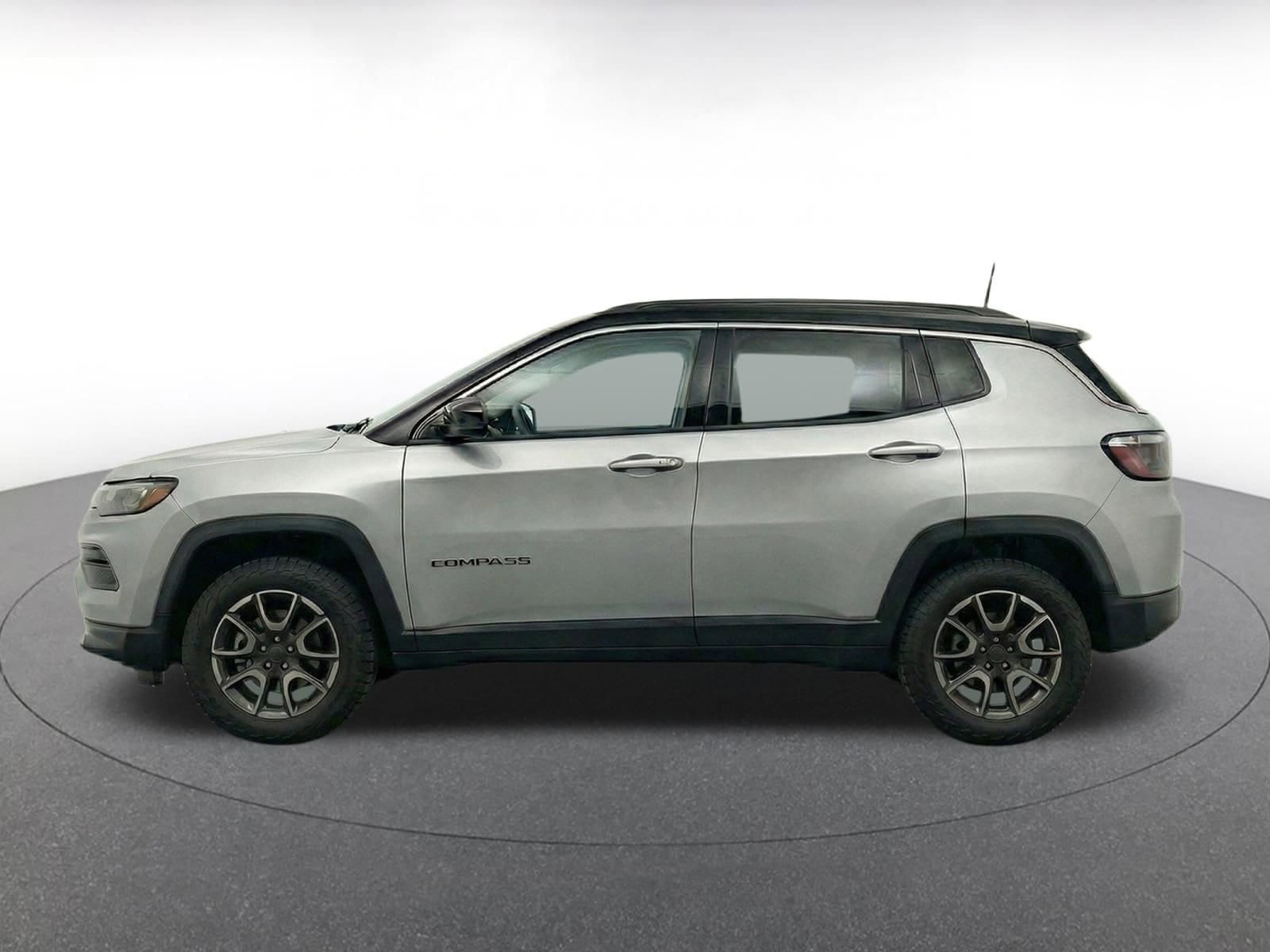 Thumbnail: 2025 Jeep Compass - 4