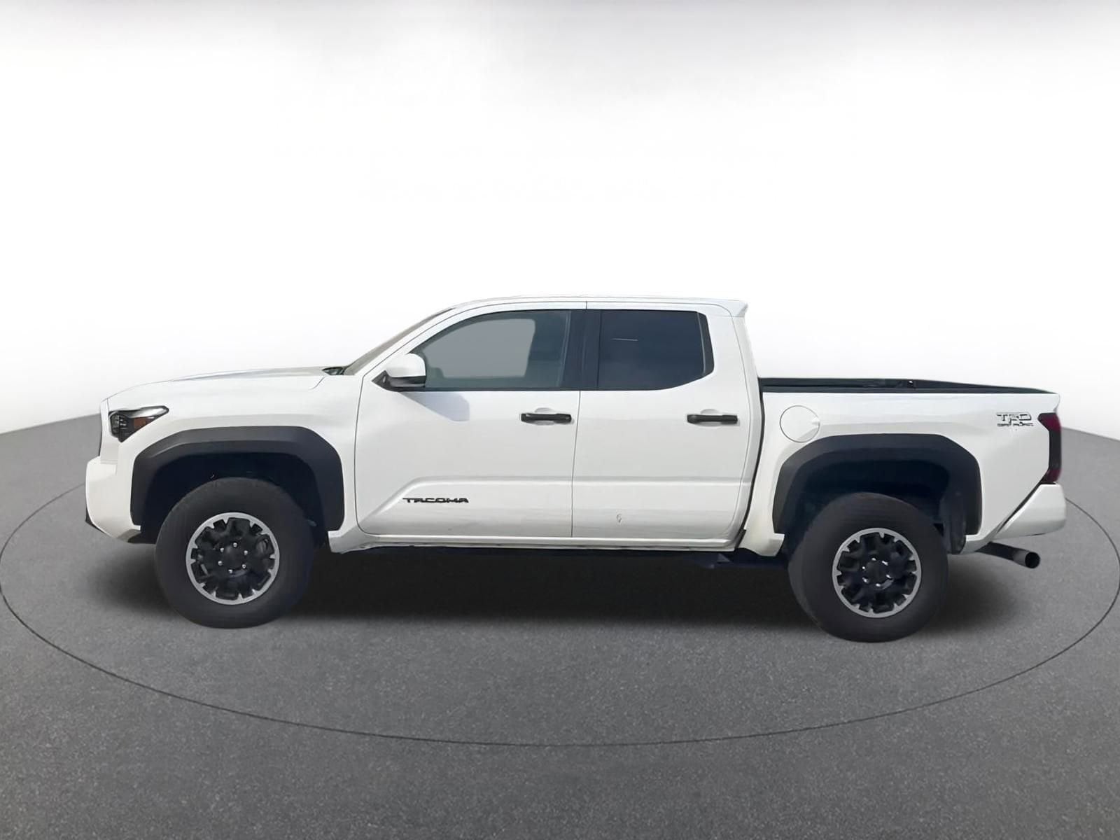 Thumbnail: 2025 Toyota Tacoma - 9