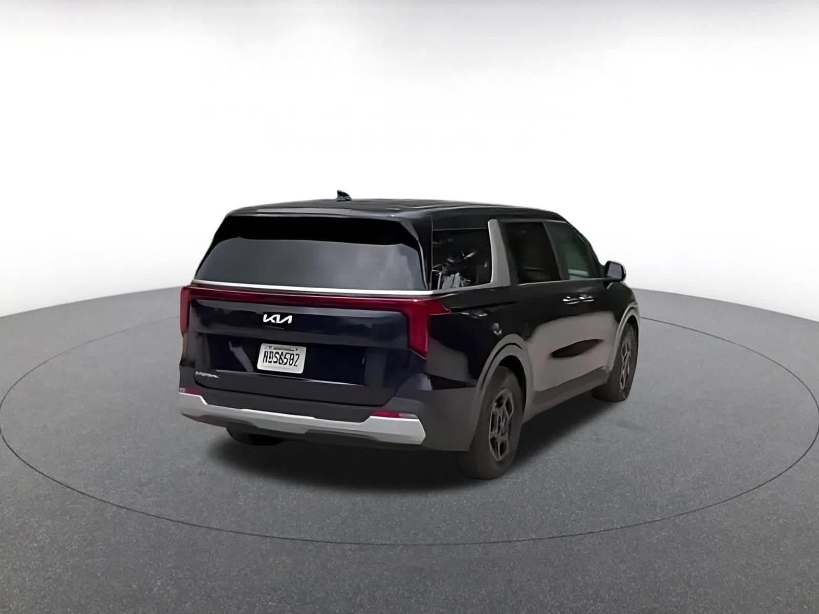 Thumbnail: 2026 Kia Carnival - 10