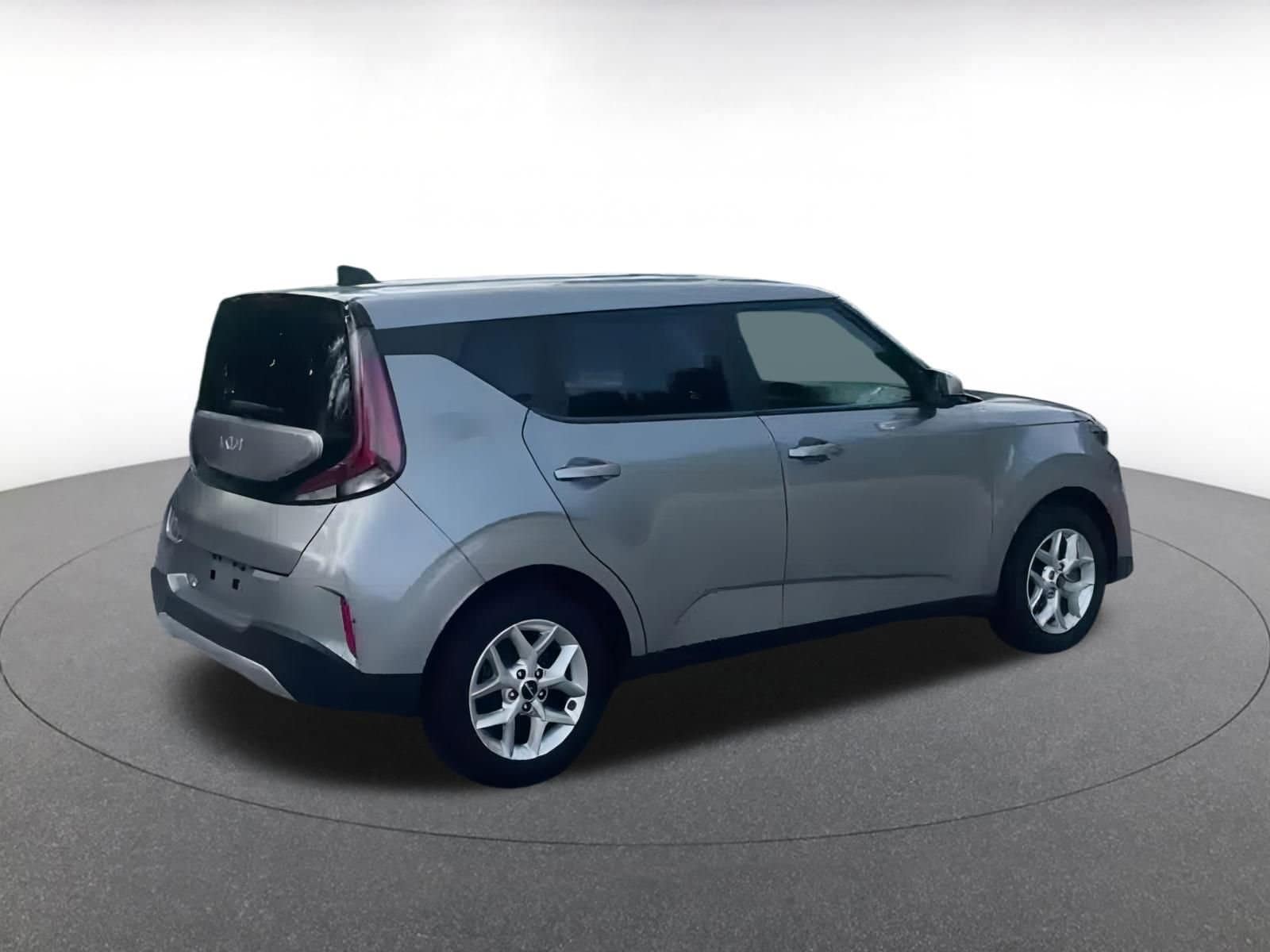 Thumbnail: 2023 Kia Soul - 11