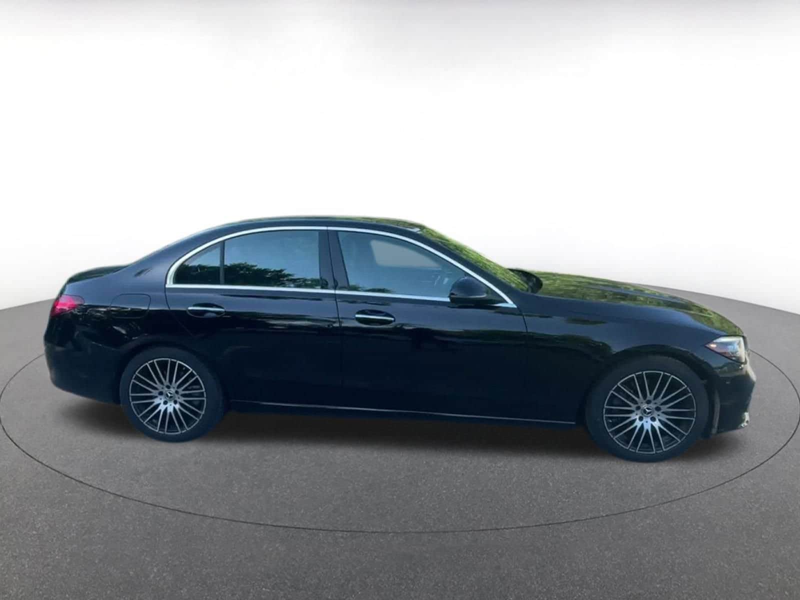 Thumbnail: 2024 Mercedes-Benz C-Class - 16
