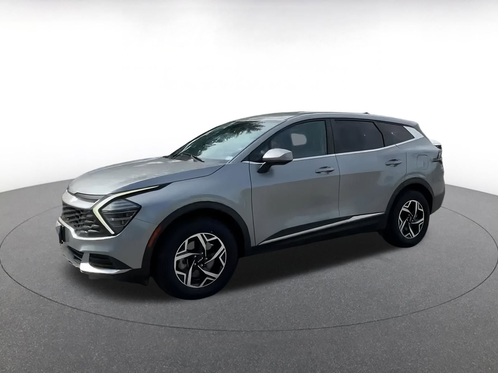 Thumbnail: 2024 Kia Sportage - 8