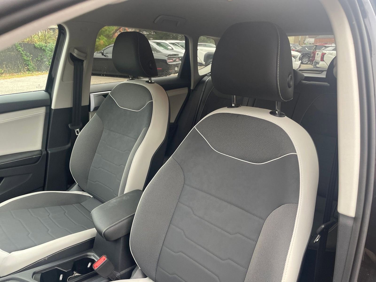 Thumbnail: 2025 Volkswagen Taos - 34