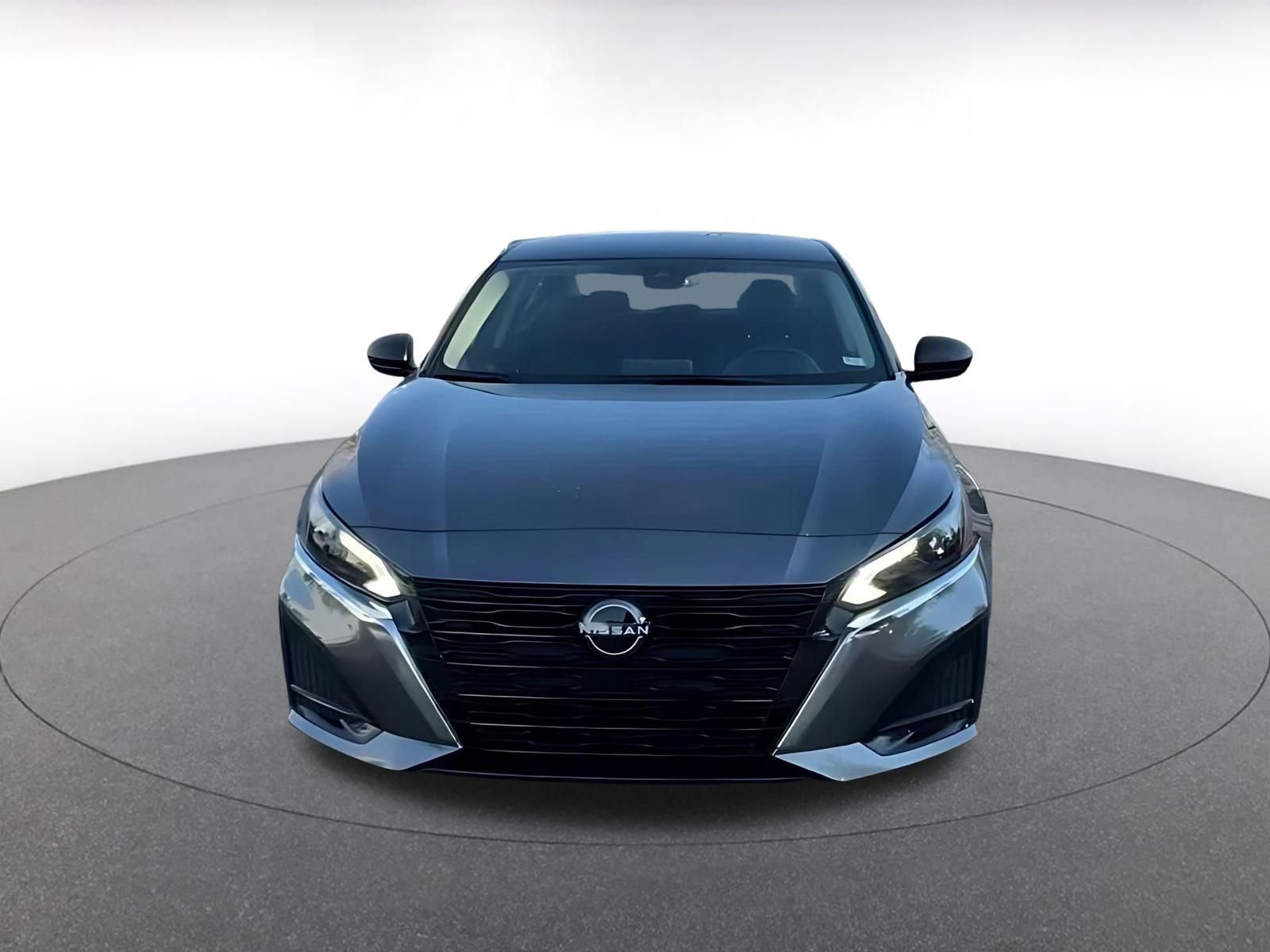 Thumbnail: 2025 Nissan Altima - 4