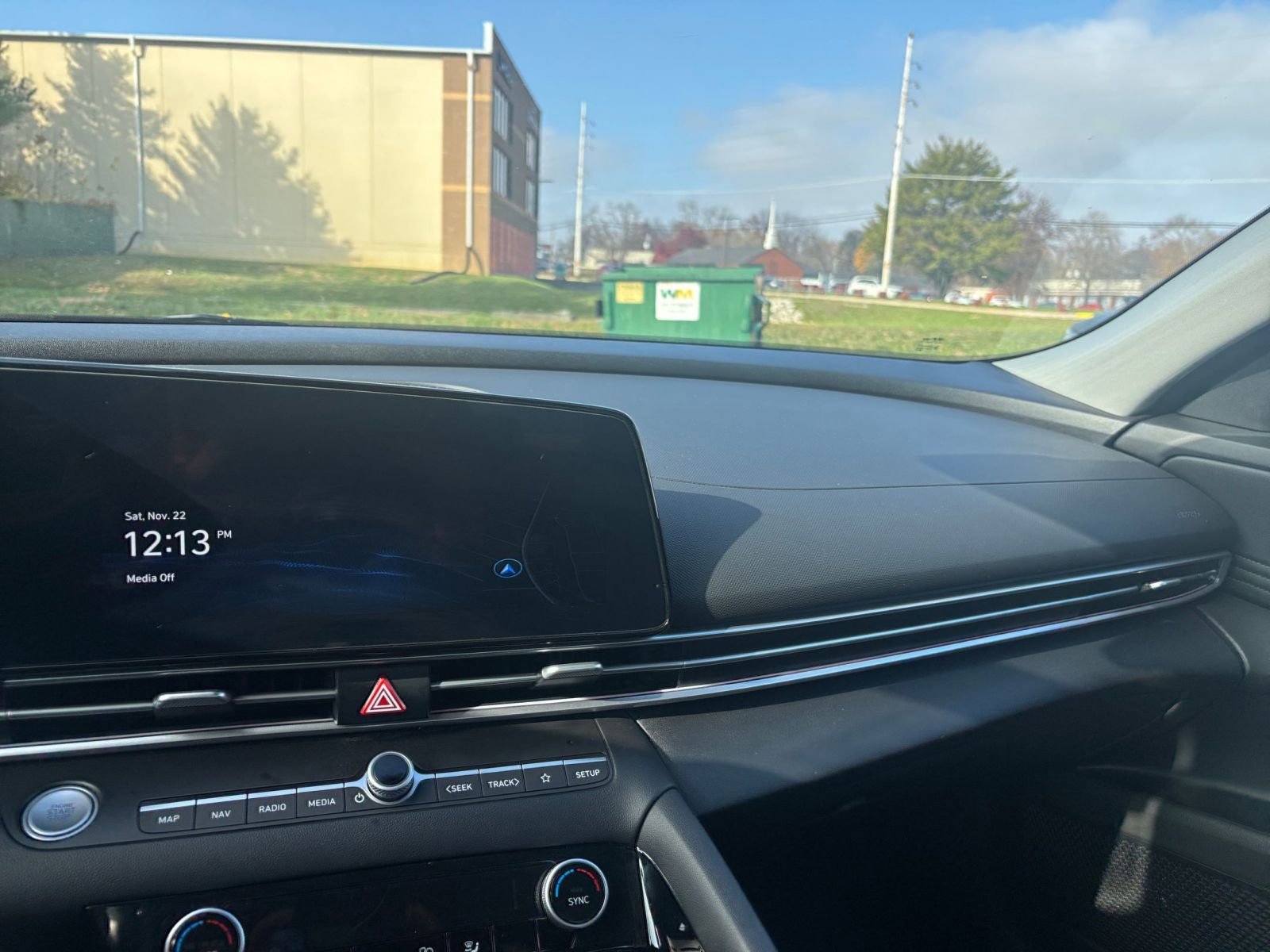 Thumbnail: 2025 Hyundai Elantra - 34