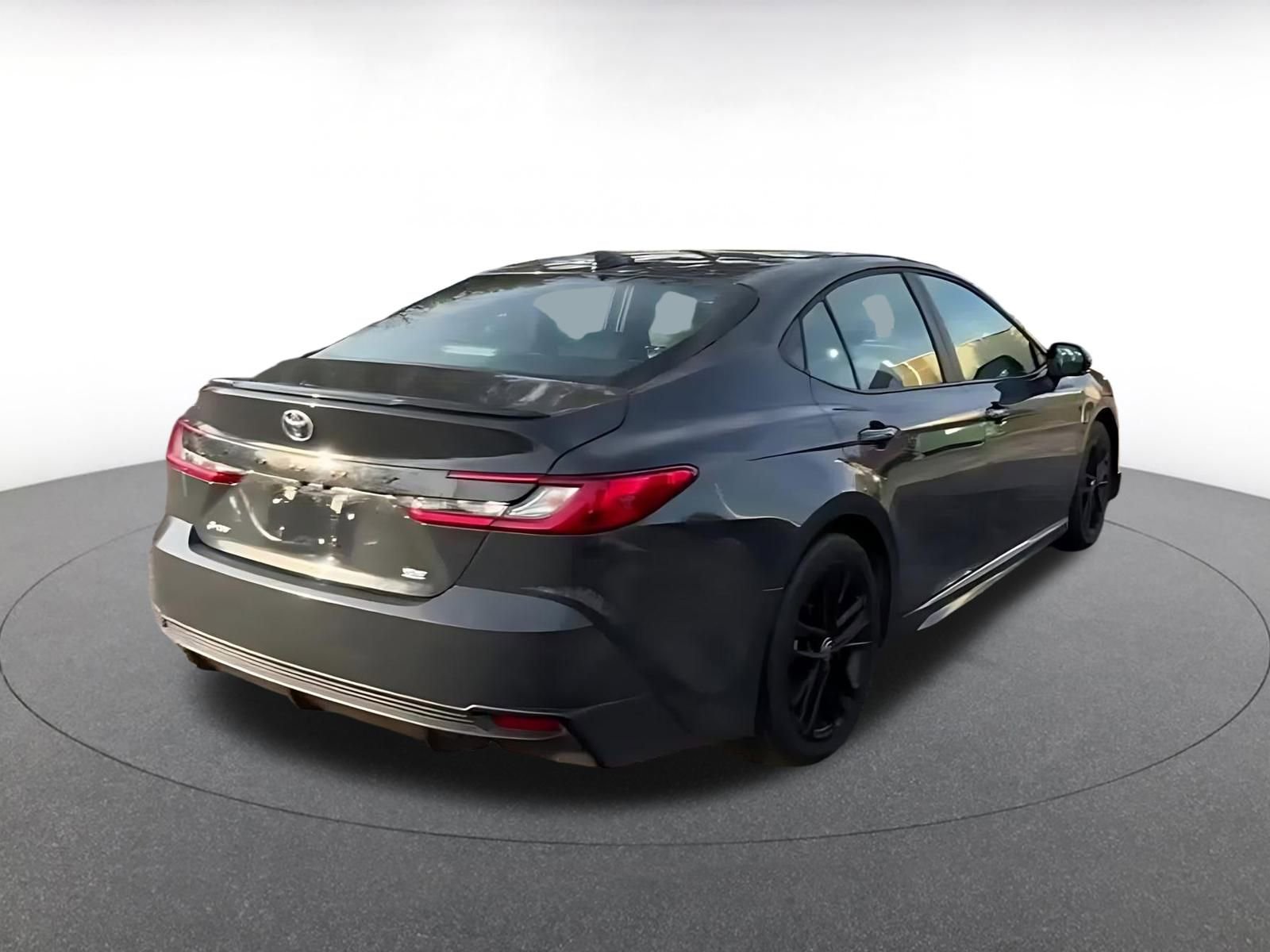 Thumbnail: 2025 Toyota Camry - 10