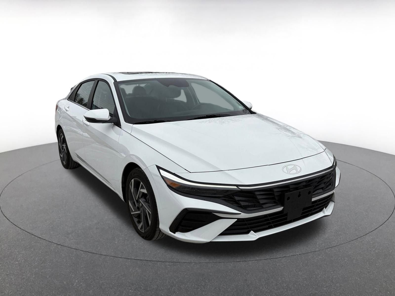 Thumbnail: 2025 Hyundai Elantra - 1