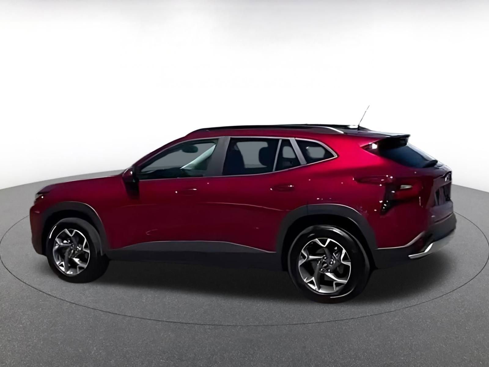 Thumbnail: 2025 Chevrolet Trax - 4