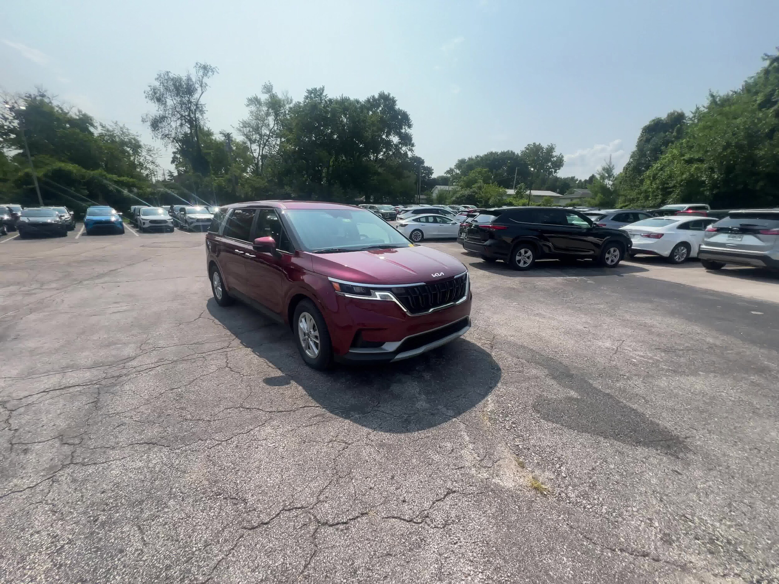 2023 Kia Carnival LX 3