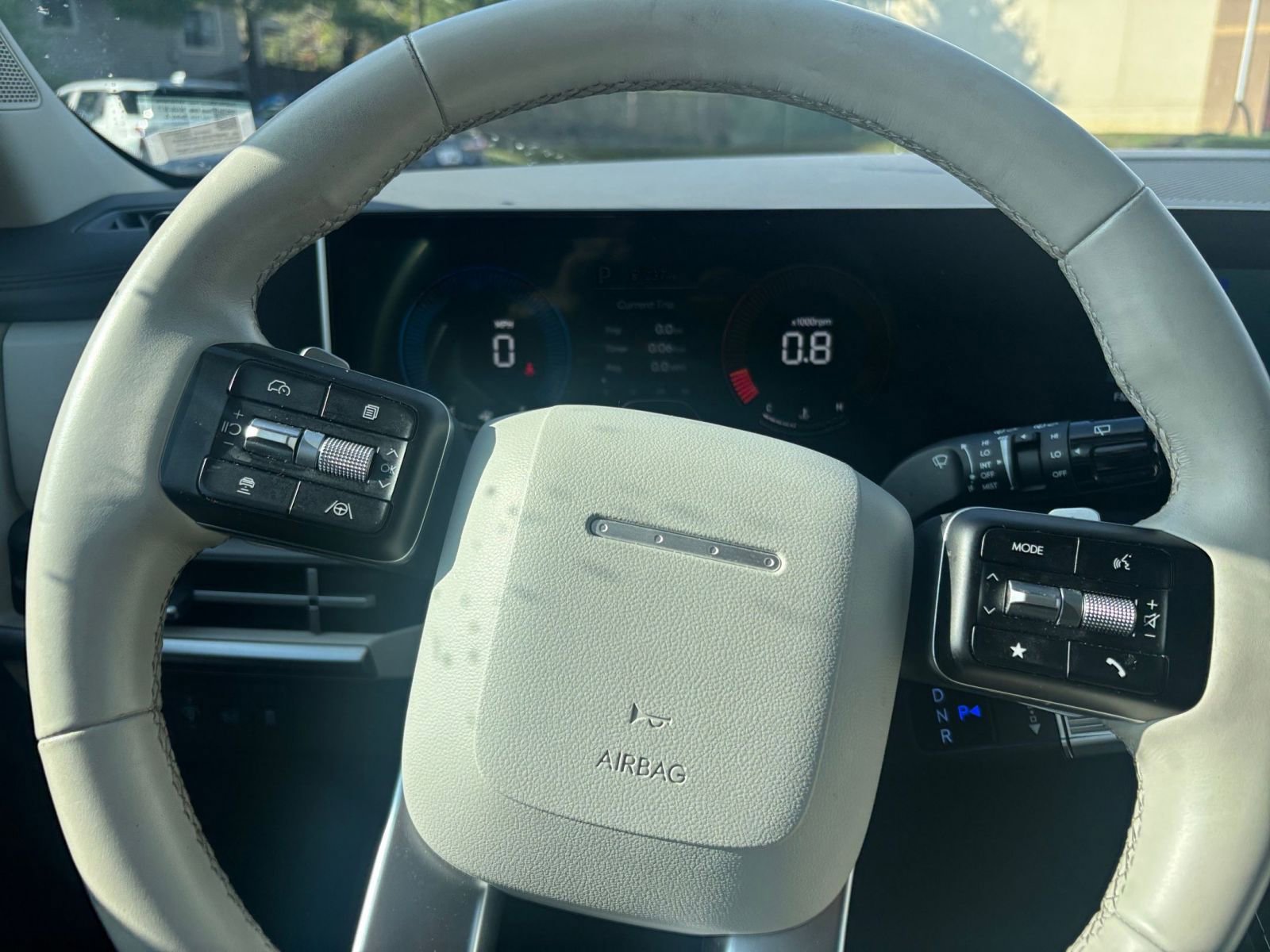 Thumbnail: 2025 Hyundai Santa Fe - 32