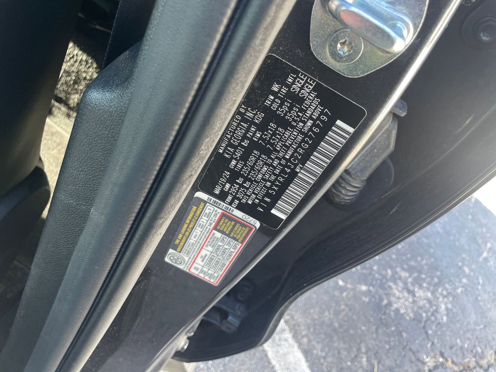 Thumbnail: 2024 Kia Sorento - 28