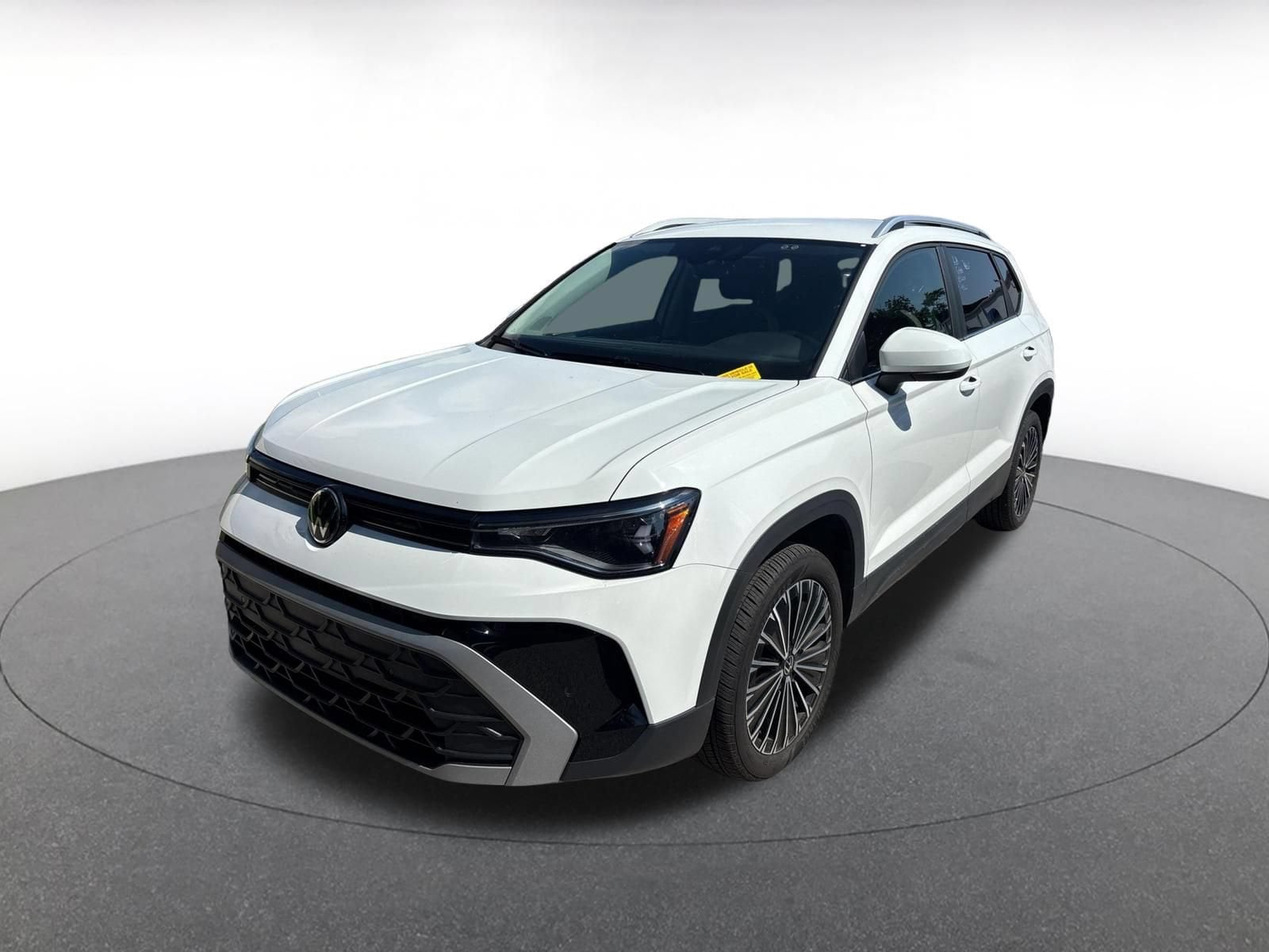 Thumbnail: 2026 Volkswagen Taos - 3