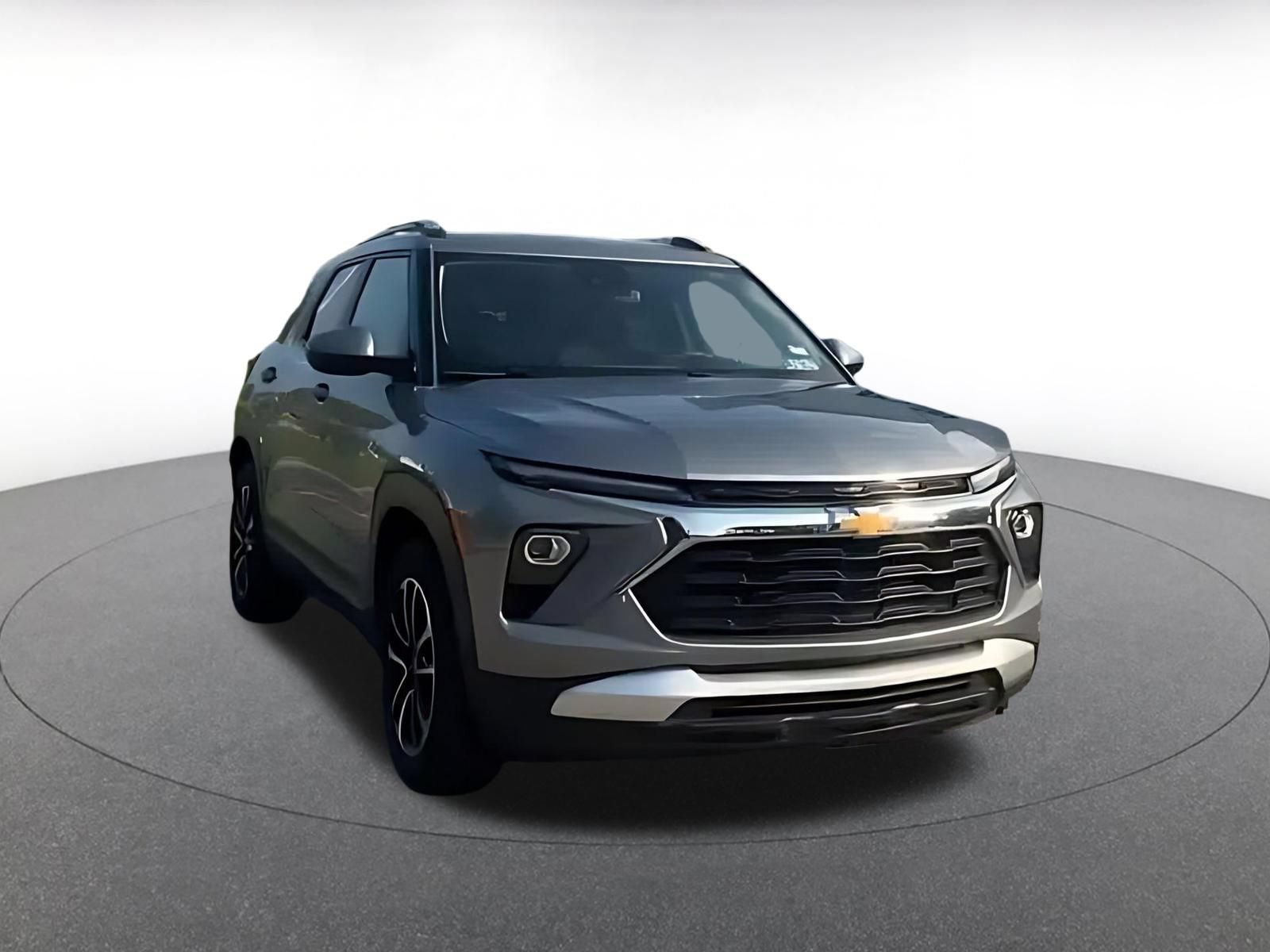 Thumbnail: 2025 Chevrolet TrailBlazer - 3