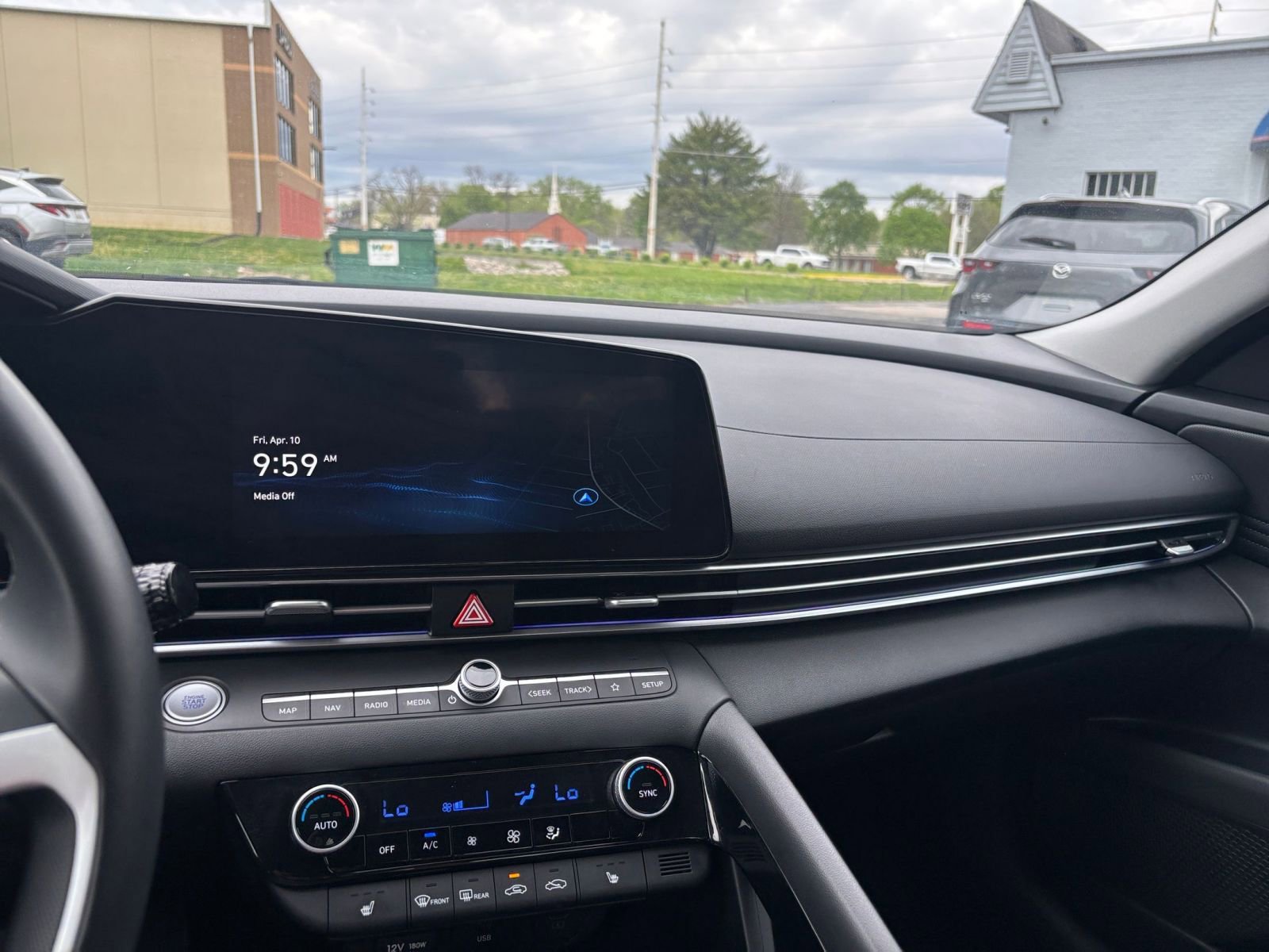 Thumbnail: 2025 Hyundai Elantra - 33