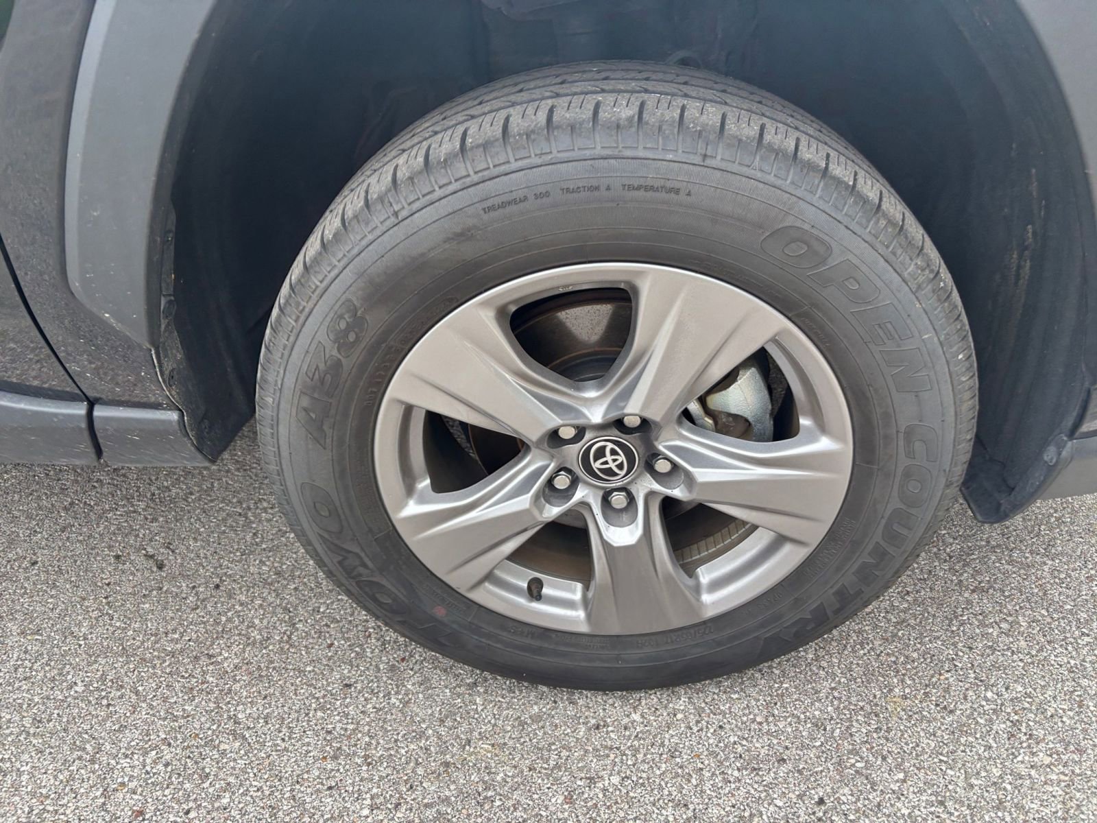 Thumbnail: 2025 Toyota RAV4 - 28