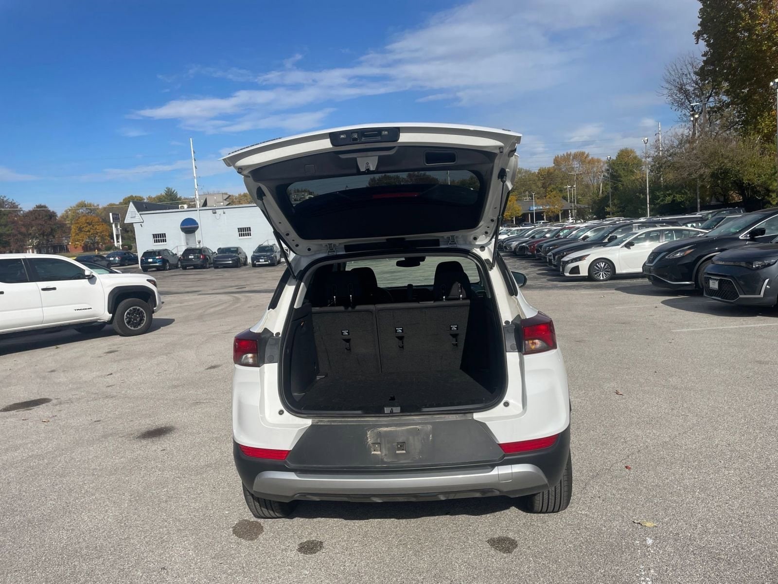 Thumbnail: 2025 Chevrolet TrailBlazer - 29