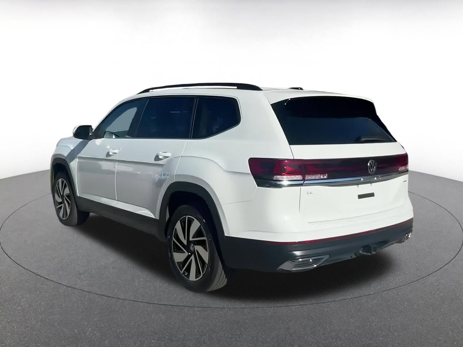 Thumbnail: 2025 Volkswagen Atlas - 10